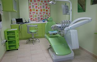 Clínica Dental La Vera sala de operaciones